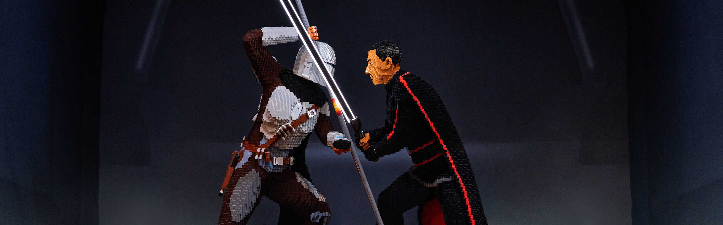 Swe pagebannerimages 2460x768px mando vs moff gideon v2 (1)